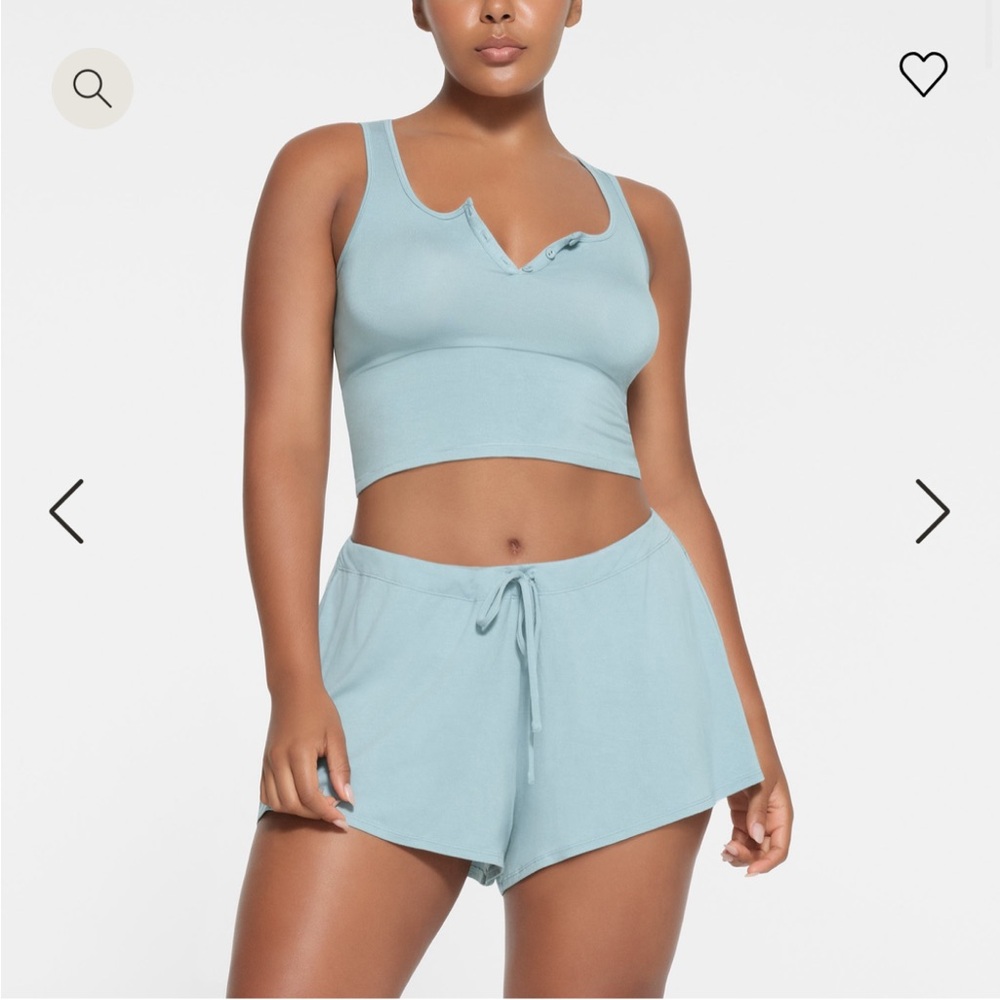SKIMS sky blue Henley tank and shorts in size medium